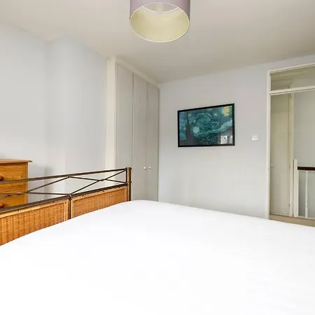 Lovely 2 Bedroom Maisonette In Beaumont, * Дублин